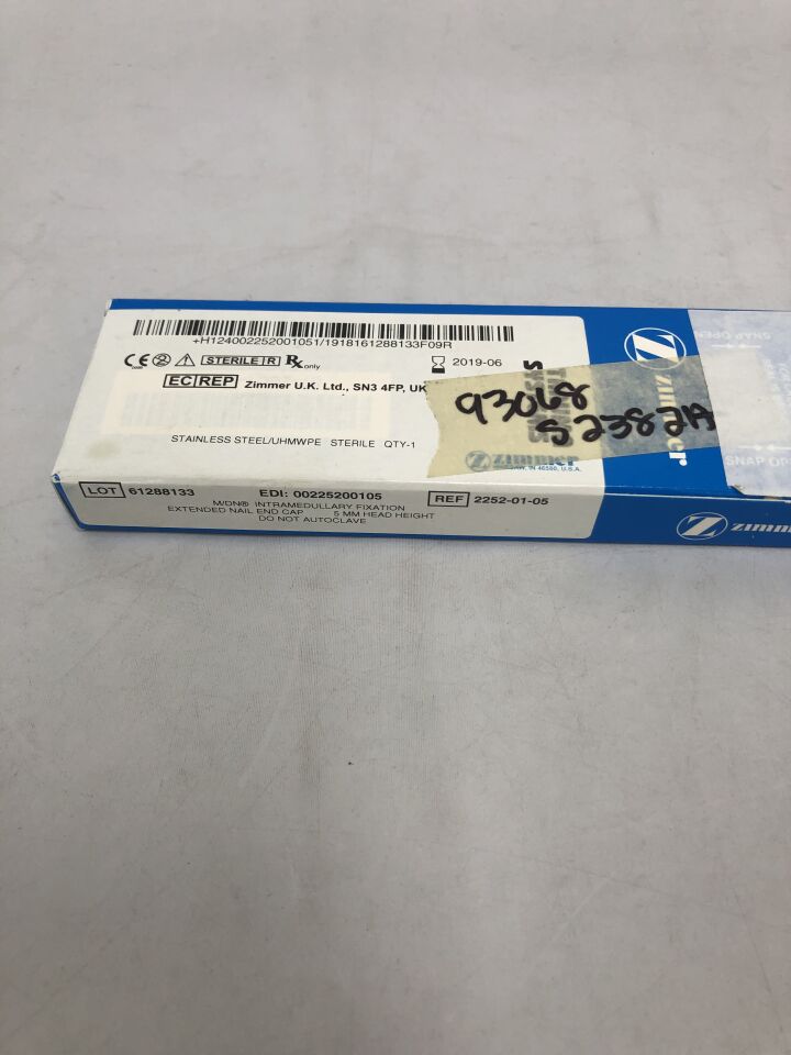 2252-01-05' - ZIMMER - Intramedullary Fixation, Extended Nail End Cap, 5mm head height, (BX/1) - ( Expiry Date: 2019-06-01 )
