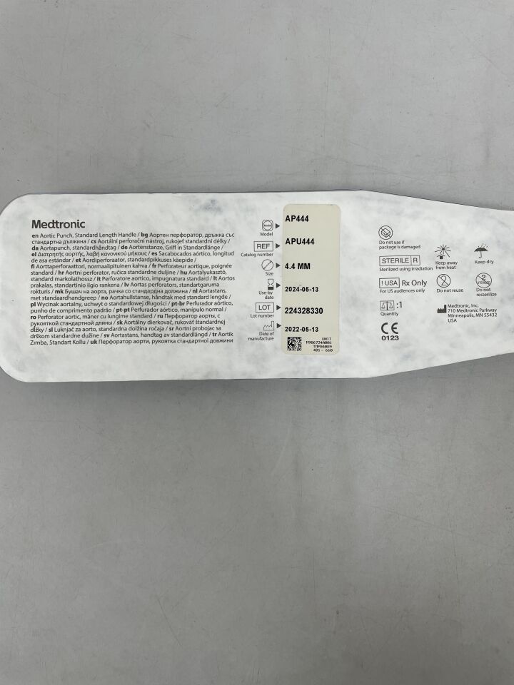 APU444 - MEDTRONIC - aortic punch, standard handle 4.4mm, () - ( Expiry Date: 2024-05-13 )