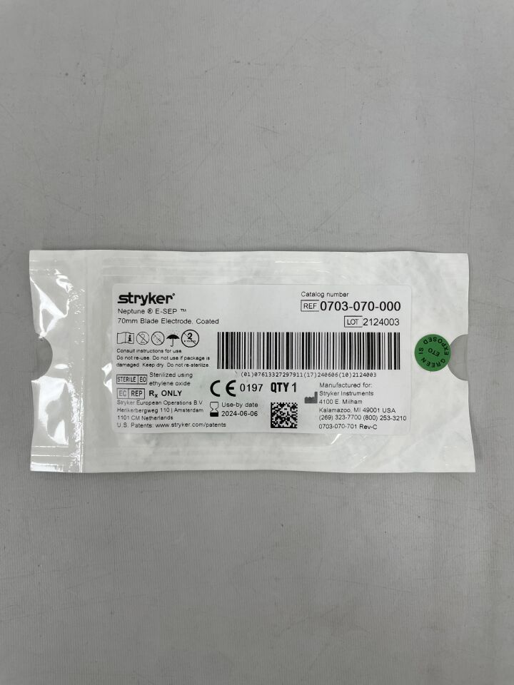 0703-070-000 - STRYKER - Neptune E-SEP 70mm Blade Electrode, Coated, () - ( Expiry Date: 2024-06-06 )