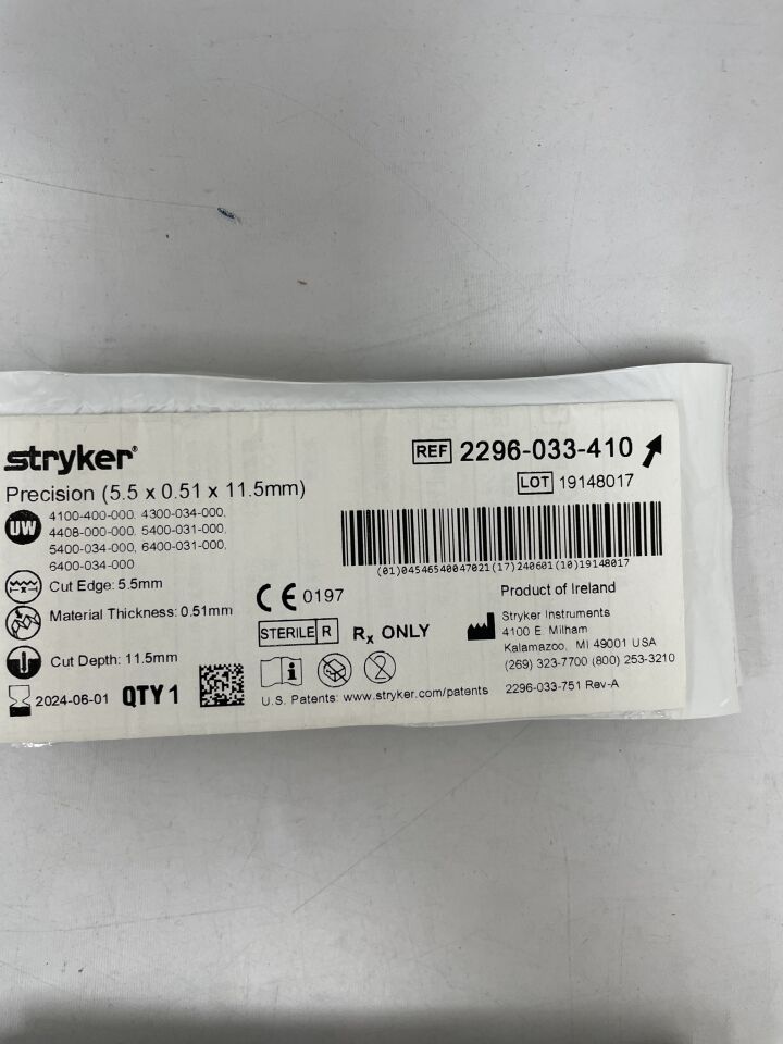 2296-033-410 - STRYKER - Precision Oscillating/Sagittal Blade 5.5mm x 11.5mm x 0.51mm, (EA) - ( Expiry Date: 2024-06-01 )