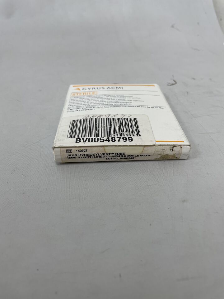 140927 - GYRUS ACMI - Vent Tube, 1 ID x 9.5 mm Length, Hydroxylapatite, with Fluoroplastic Liner, Jahn HydroxylVent Design, (BX/1) - ( Expiry Date: 2024-01-05 )