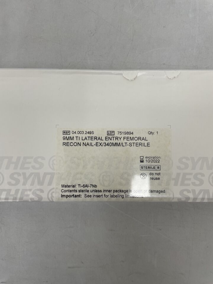 04.003.249S - SYNTHES - 9mm ti lateral entry femoral recon nail-ex/340mm/lt-sterile, (BX/1) - ( Expiry Date: 2022-10-31 )