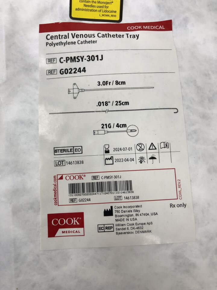 G02244 - COOK - Central Venous Catheter Tray, Polyurethane Catheter, 3F, 21G, (EA) - ( Expiry Date: 2024-07-01 )