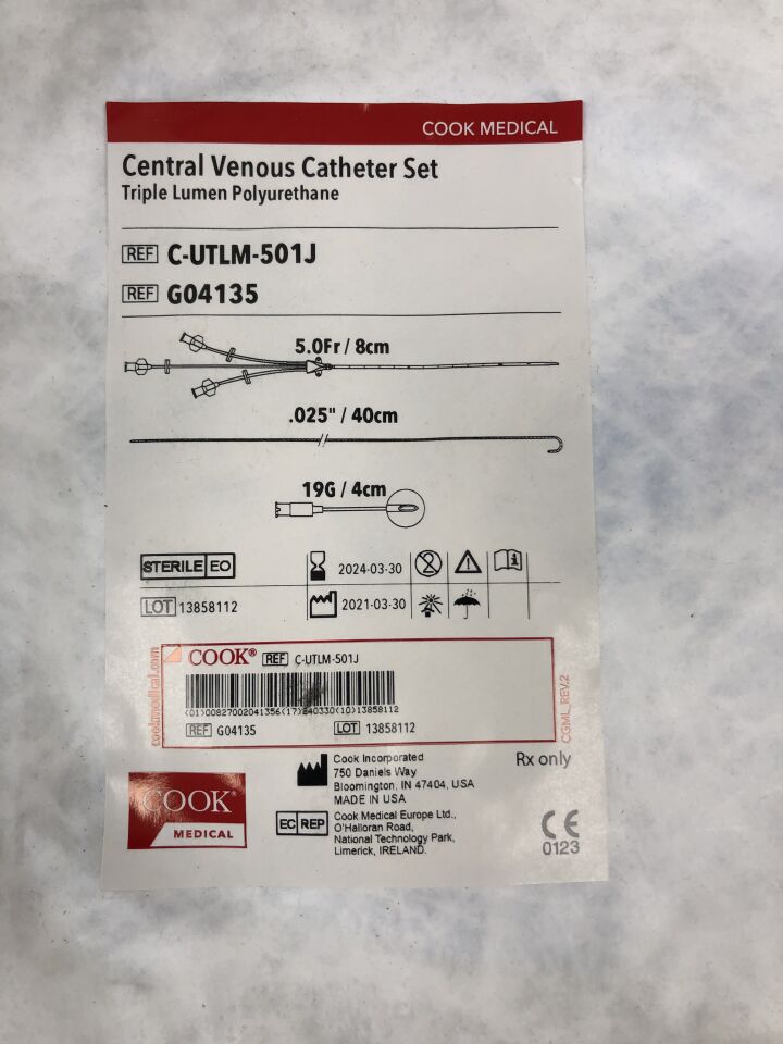 G04135 - COOK - Central Venous Catheter Set, TripleLumen Polyurethane, 5F, 19G, () - ( Expiry Date: 2024-03-30 )