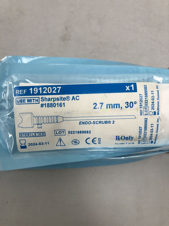 1912027 - MEDTRONIC - Endo-Scrub 2, 2.7mm, 30 degrees, () - ( Expiry Date: 2024-03-11 )