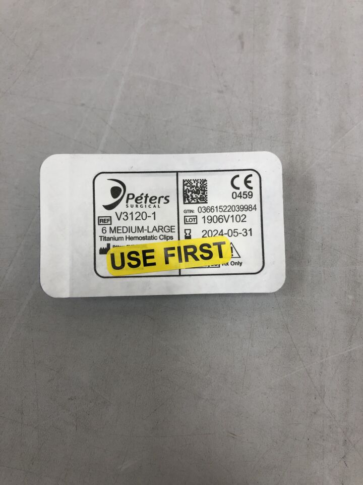 V3120-1 - PETERS SURGICAL - Titanium Hemostatic Clips, Medium-Large, (EA) - ( Expiry Date: 2024-05-31 )