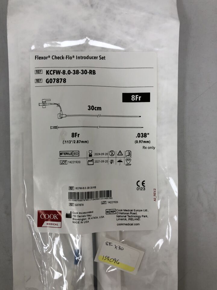 G07878 - COOK - Flexor Check-Flo Introducer Set, 8Fr x 30cm x 0.038", (EA) - ( Expiry Date: 2024-09-20 )