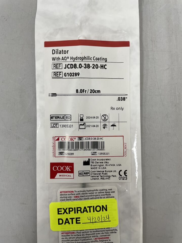 G10289 - COOK - Dilator with Hydrophilic Coating 8F x 20cm, 0.038", () - ( Expiry Date: 2023-10-22 )