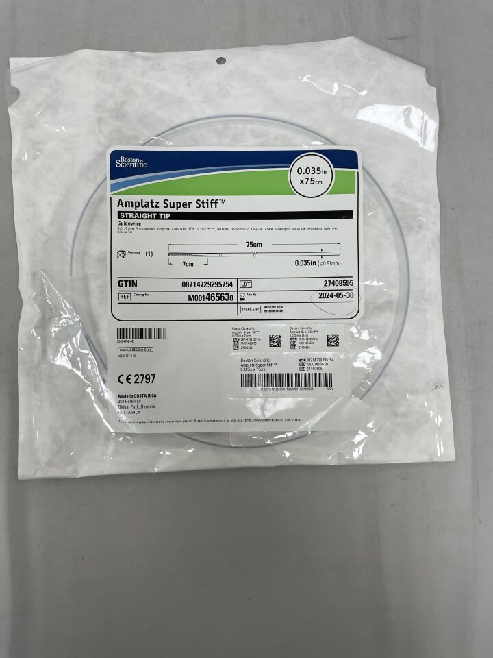 46563 - BOSTON SCIENTIFIC - Amplatz Super Stiff Guidewire - Straight Tip - .035" x 75cm, () - ( Expiry Date: 2024-05-30 )