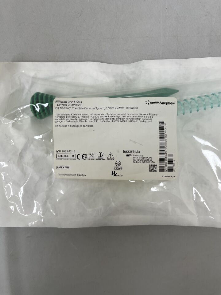 72200903 - SMITH & NEPHEW - Clear-Trac Complete Threaded Cannula and Obturator: 8.5mm x 72mm, (EA) - ( Expiry Date: 2023-12-18 )