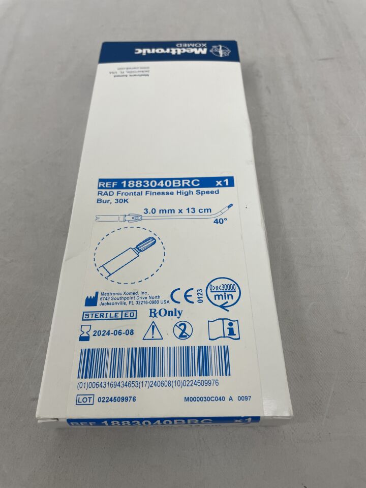 1883040BRC - MEDTRONIC - 30K Frontal Finesse Barrel Burr, 3 mm dia. x 13 cm Length, 40° Angle, (BX/1) - ( Expiry Date: 2024-06-08 )