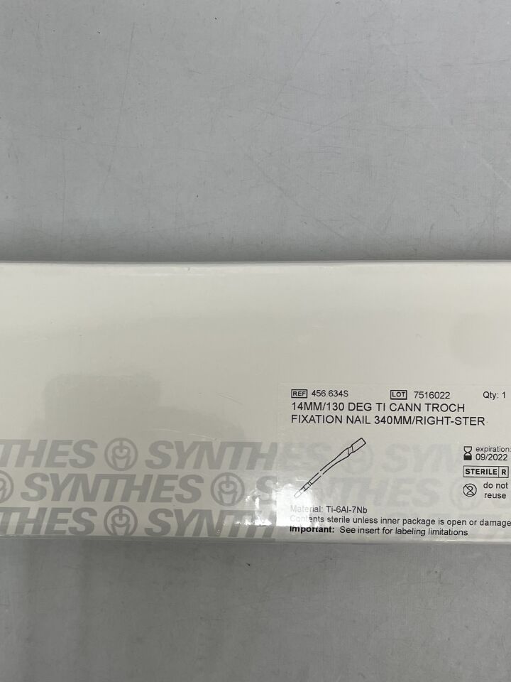 456.634S - SYNTHES - Titanium Alloy Right Cannulated Trochanteric Fixation Nail, 14 x 340mm, (BX/1) - ( Expiry Date: 2022-09-30 )