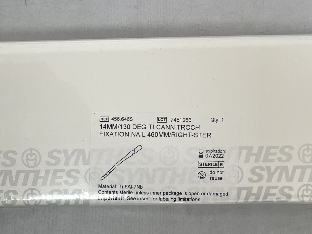 456.646S - SYNTHES - Titanium Alloy Right Cannulated Trochanteric Fixation Nail, 14 x 460mm, (BX/1) - ( Expiry Date: 2022-07-31 )