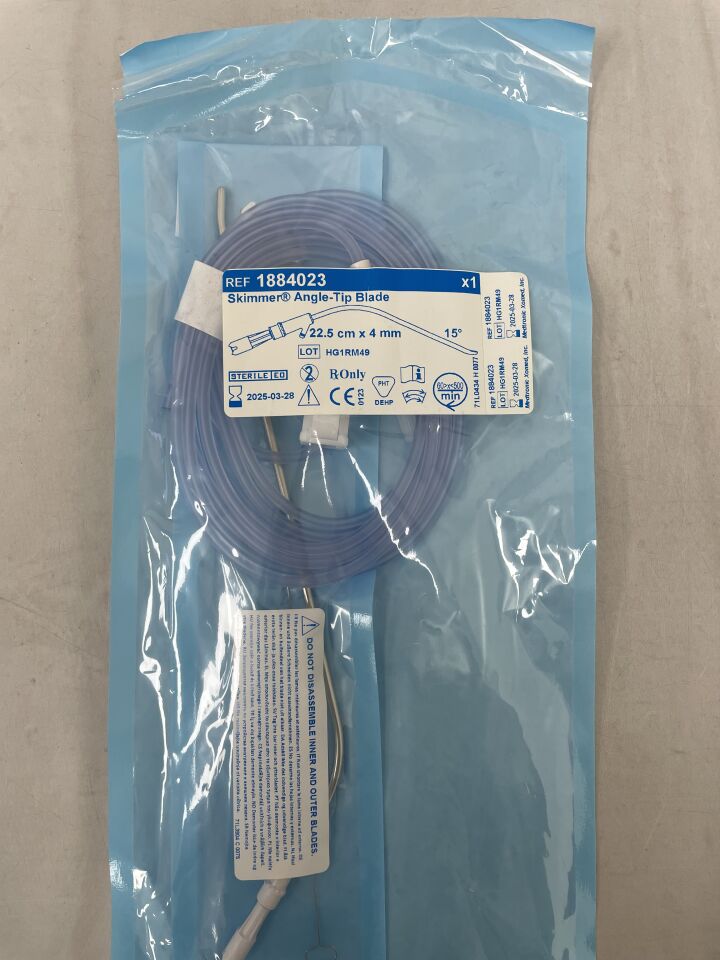 1884023 - MEDTRONIC - 4.0mm Skimmer Angled-Tip Blade: 22.5cm , ( EA ) - ( Expiry Date : 2025-03-28 )