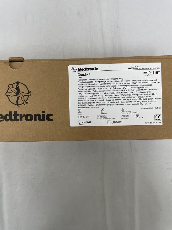 94115T - MEDTRONIC - Gundry Silicone RCSP Cannula with Manual Inflate Cuff, 15 Fr Size, (BX/10) - ( Expiry Date: 2024-06-17 )
