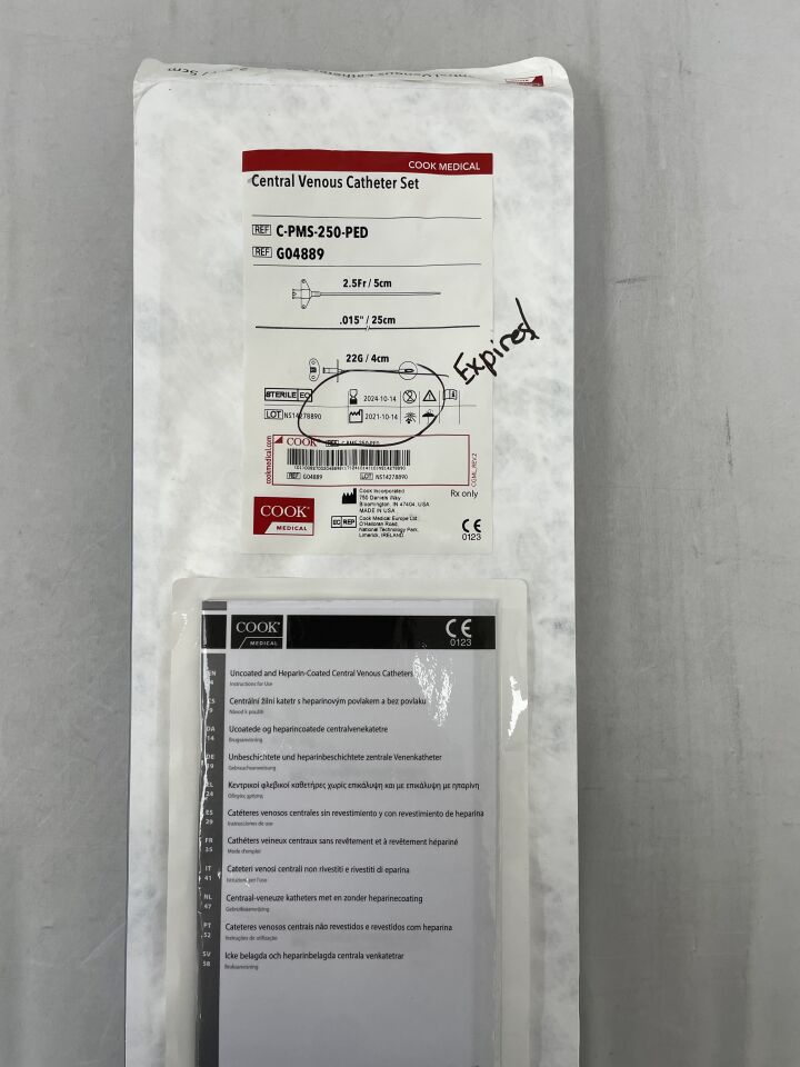G04889 - COOK - Central Venous Catheter Sets - Single-Lumen, (EA) - ( Expiry Date: 2024-10-14 )