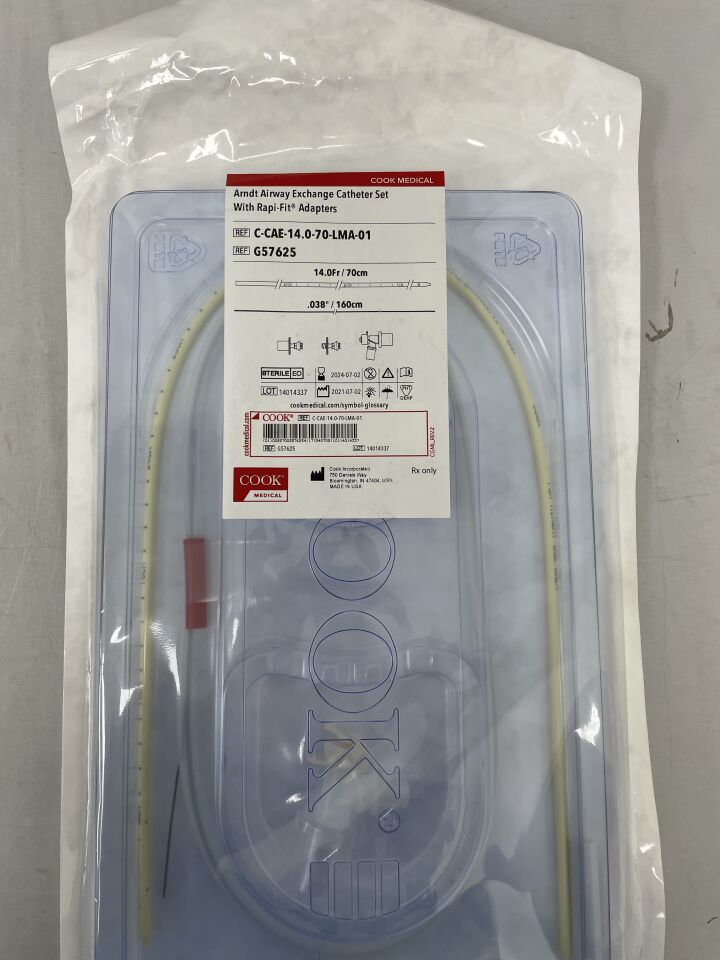 G57625 - COOK - Arndt Airway Exchange Catheter Set with Rapi-Fit Adapters, 14F, (EA) - ( Expiry Date: 2024-07-02 )