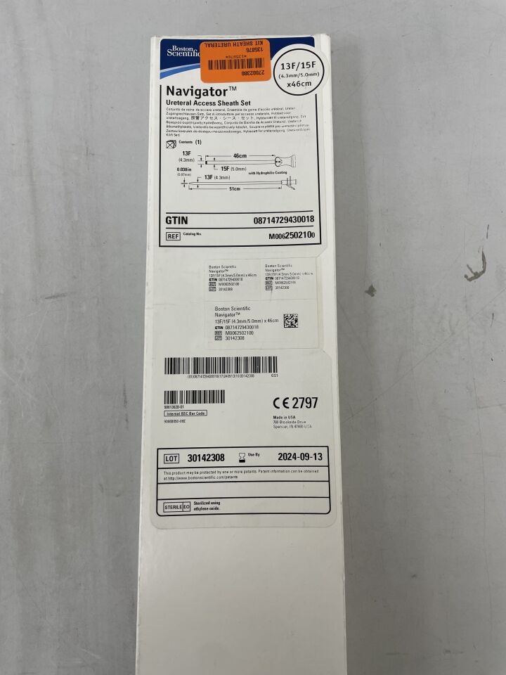 250210 - BOSTON SCIENTIFIC - Navigator Ureteral Access Sheath Set, 13F/15F x 46cm, () - ( Expiry Date: 2024-09-13 )