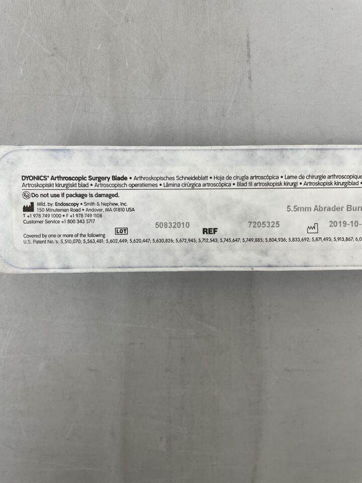 7205325 - SMITH & NEPHEW - DYONICS Arthroscopic Surgery Blade 5.5mm ABRADER, ()