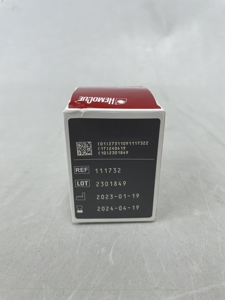 111732 - HEMOCUE - HB 201 Hemoglobin Microcuvette Test Strips 10UL, (BX/25) - ( Expiry Date: 2024-04-19 )