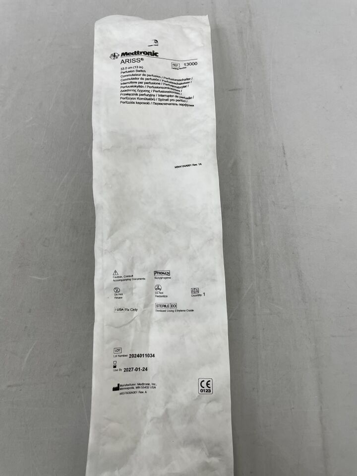 13000 - MEDTRONIC - ARISS Perfusion Switch, Unequal Legs 33cm , ( EA ) - ( Expiry Date : 2027-01-24 )