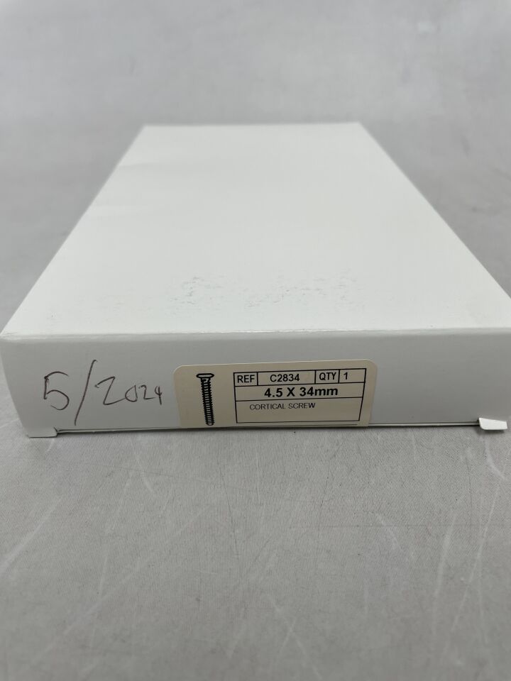 C2834 - CONMED - Cortical Screw 4.5mm x 34mm, (BX/1) - ( Expiry Date: 2024-05-01 )