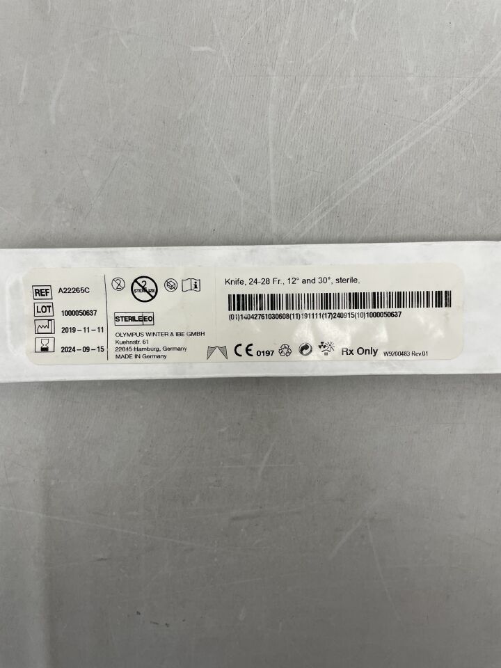 A22265C - OLYMPUS - Knife 24-28 Fr, 12 and 30 Degree, (EA) - ( Expiry Date: 2024-09-15 )