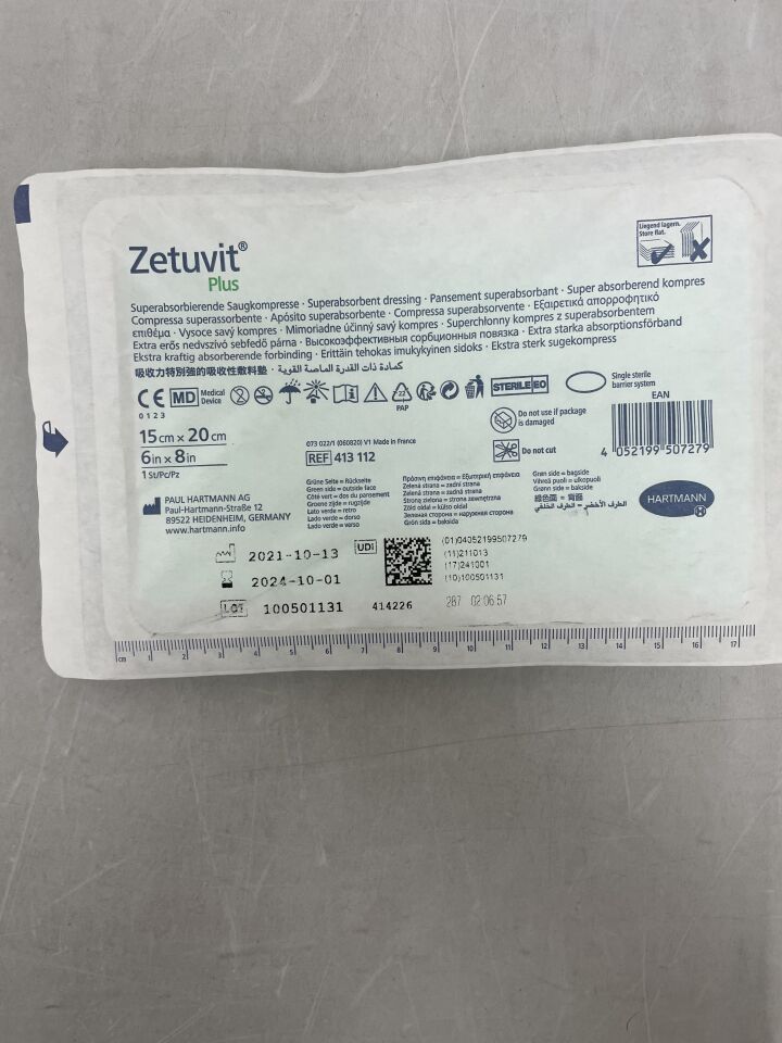 413-112 - HARTMANN - Zetuvit Plus Non-Border Superabsorbent Dressing, 6" x 8", (EA)