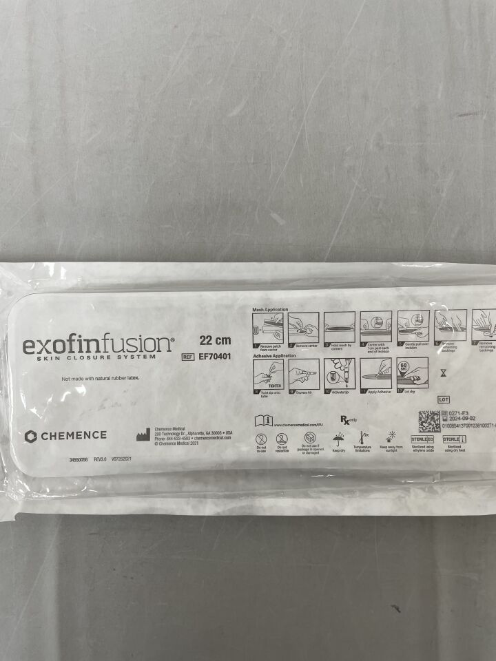 EF70401 - CHEMENCE MEDICAL - Exofin Fusion Skin Closure System 22cm (One Patch, Two 1.75g Adhesive), ()