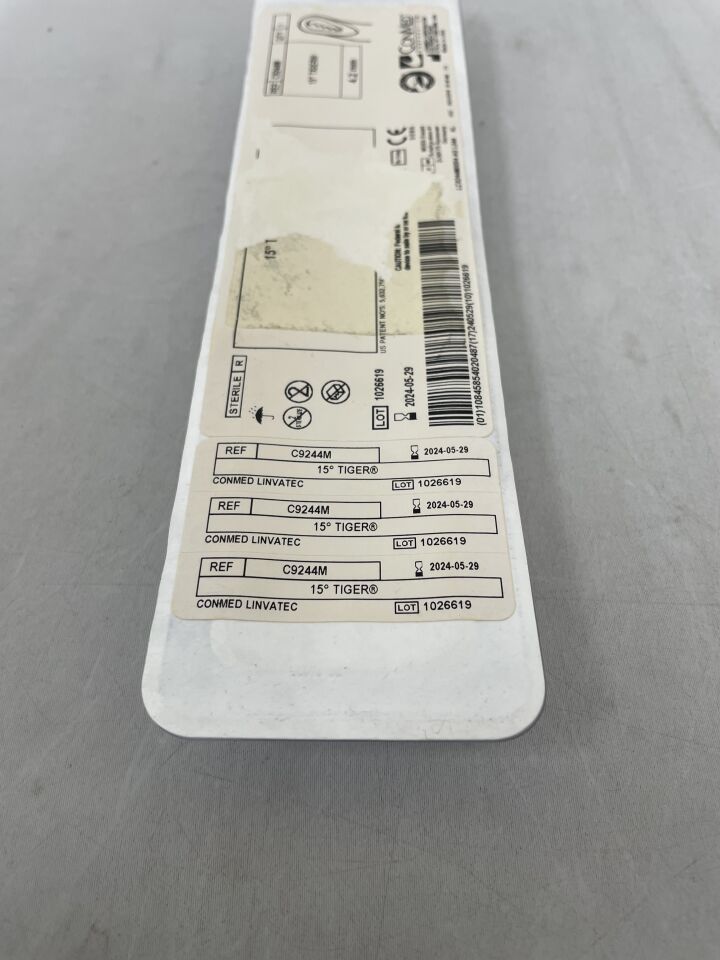 C9244M - CONMED - 4.2mm Tiger Blade, 15° Pre-Bent, Non-Bendable, (EA) - ( Expiry Date: 2025-02-04 )