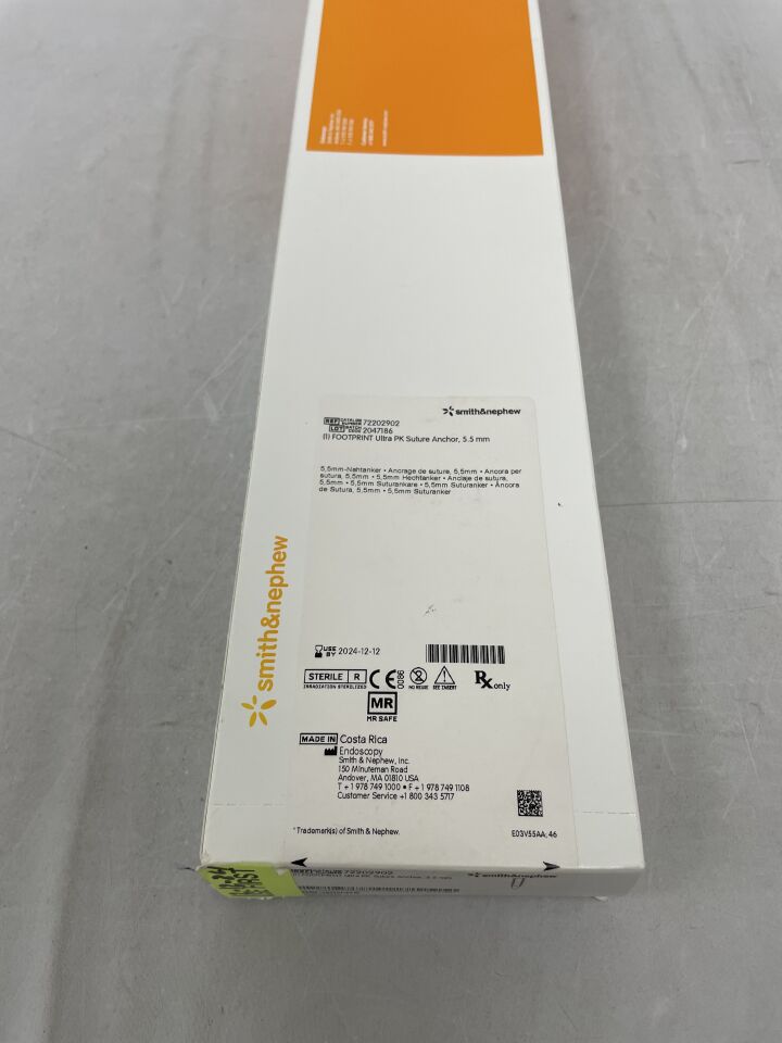 72202902 - SMITH & NEPHEW - Footprint Ultra PK 5.5mm Suture Anchor, (BX/1) - ( Expiry Date: 2024-12-12 )
