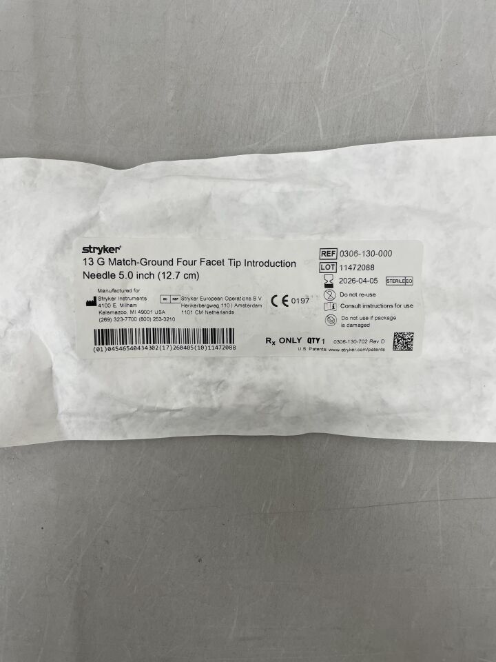 0306-130-000 - STRYKER - Aguja de introducción con punta de cuatro facetas y rectificado de calibre 13, 5", (unidad) - (Fecha de caducidad: 05/04/2026)