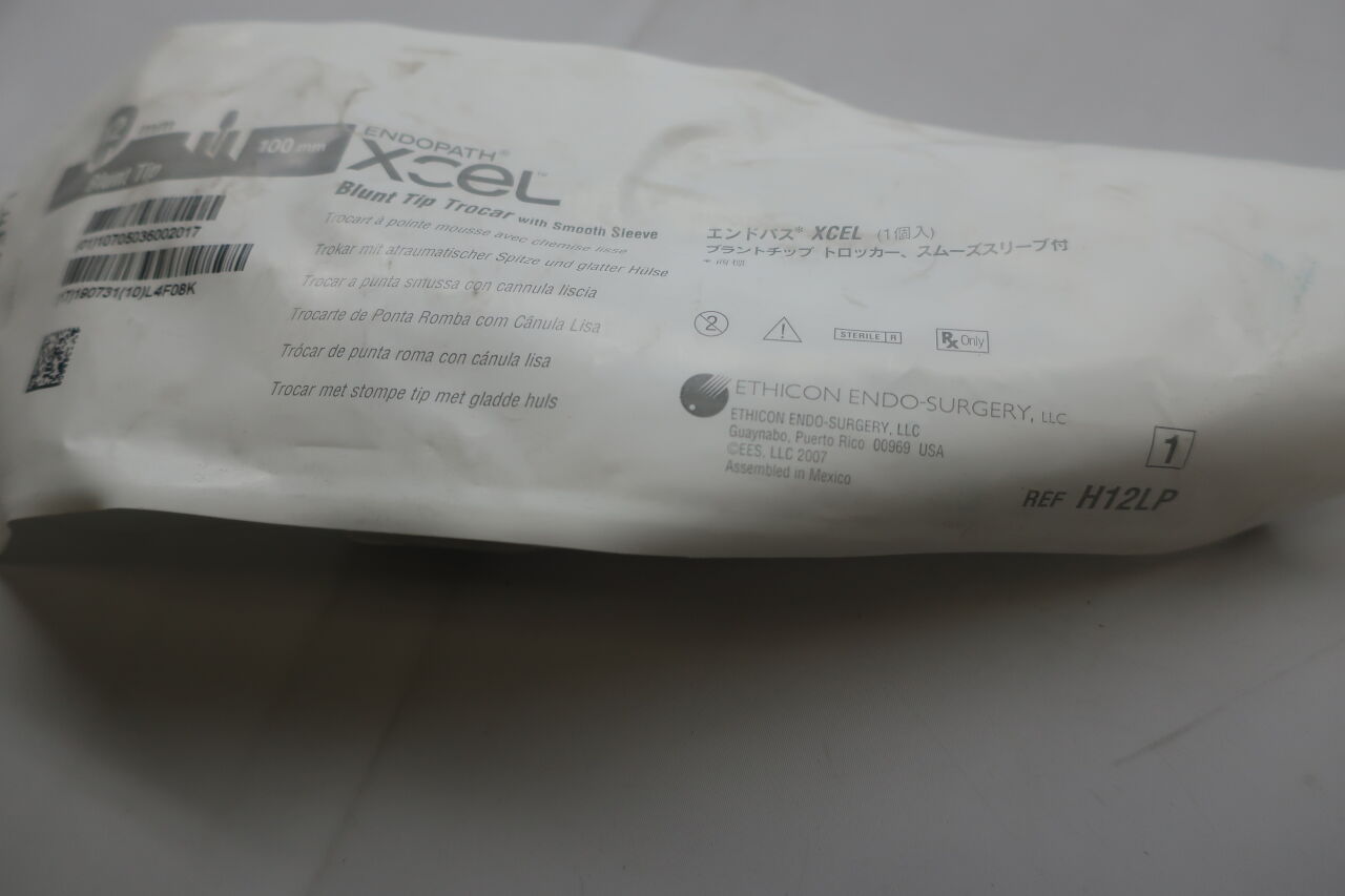 H12LP - ETHICON - Endopath XCEL Blunt Tip Trocars with Smooth Sleeves, 5 diameter x 100 mm Length, (EA) - ( Expiry Date: 2024-07-31 )