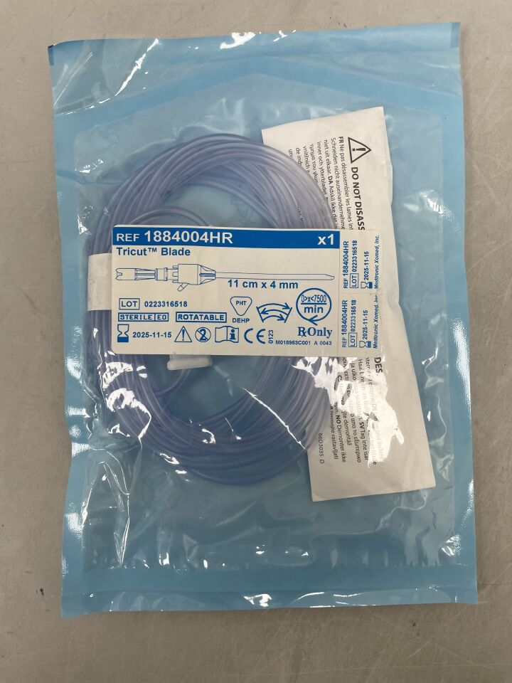 1884004HR - MEDTRONIC - Tricut M4-Rotatable Straight Sinus Blade, 4 mm dia. x 11 cm Length , ( EA ) - ( Expiry Date : 2025-11-15 )
