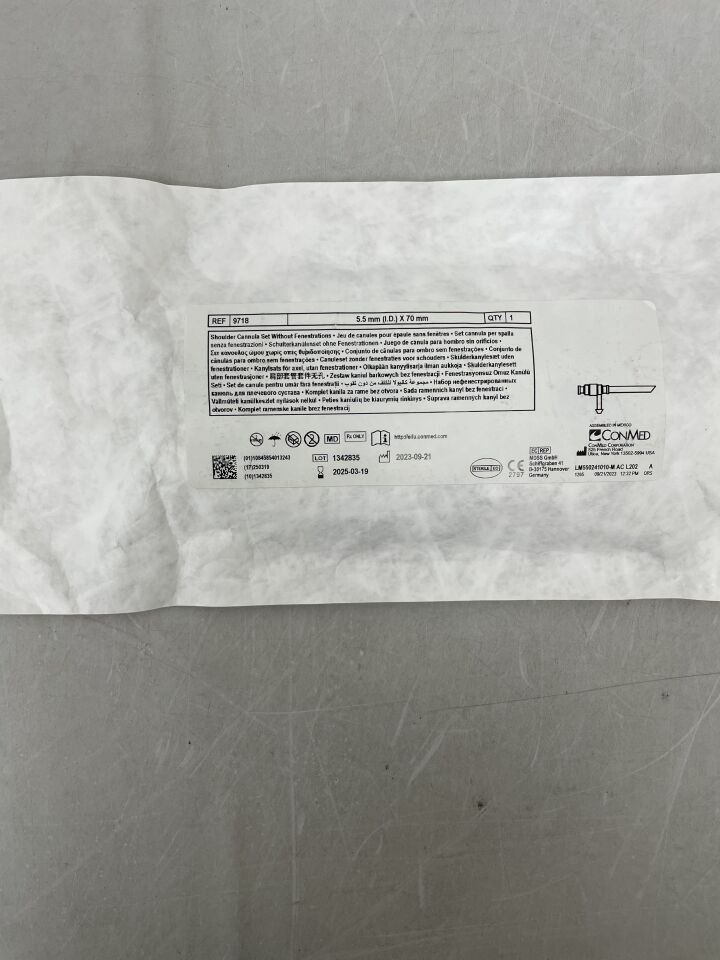 9718 - CONMED - Universal Shoulder Cannula Set 5.5mm x 70mm, (EA) - ( Expiry Date: 2025-03-19 )