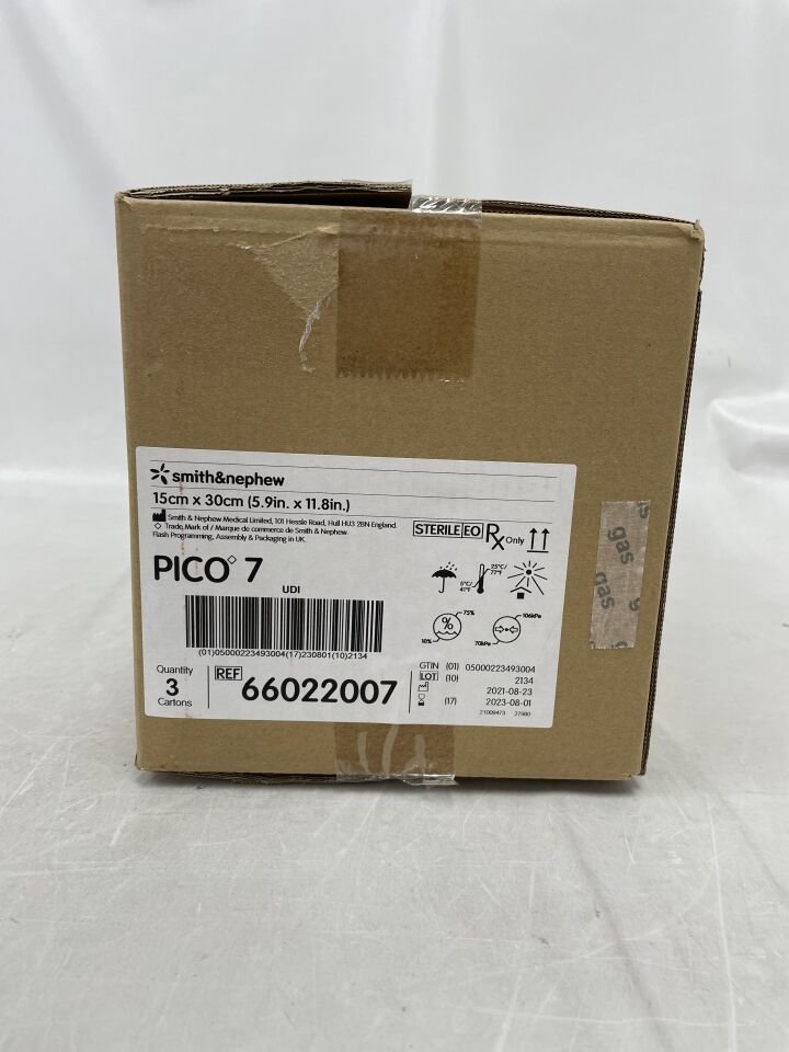 66022007 - SMITH & NEPHEW - PICO 7 NPWT System w/Two Dressings, 15cm x 30cm - Negative Pressure Wound Therapy, NPWT, (CS/3) - ( Expiry Date: 2023-08-01 )