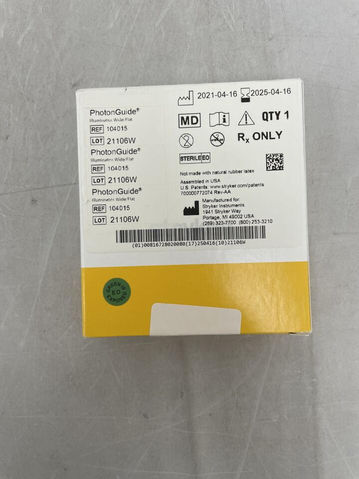 104015 - STRYKER - Invuity PhotonGuide Illuminator, Wide/Flat, (BX/1) - ( Expiry Date: 2025-04-16 )