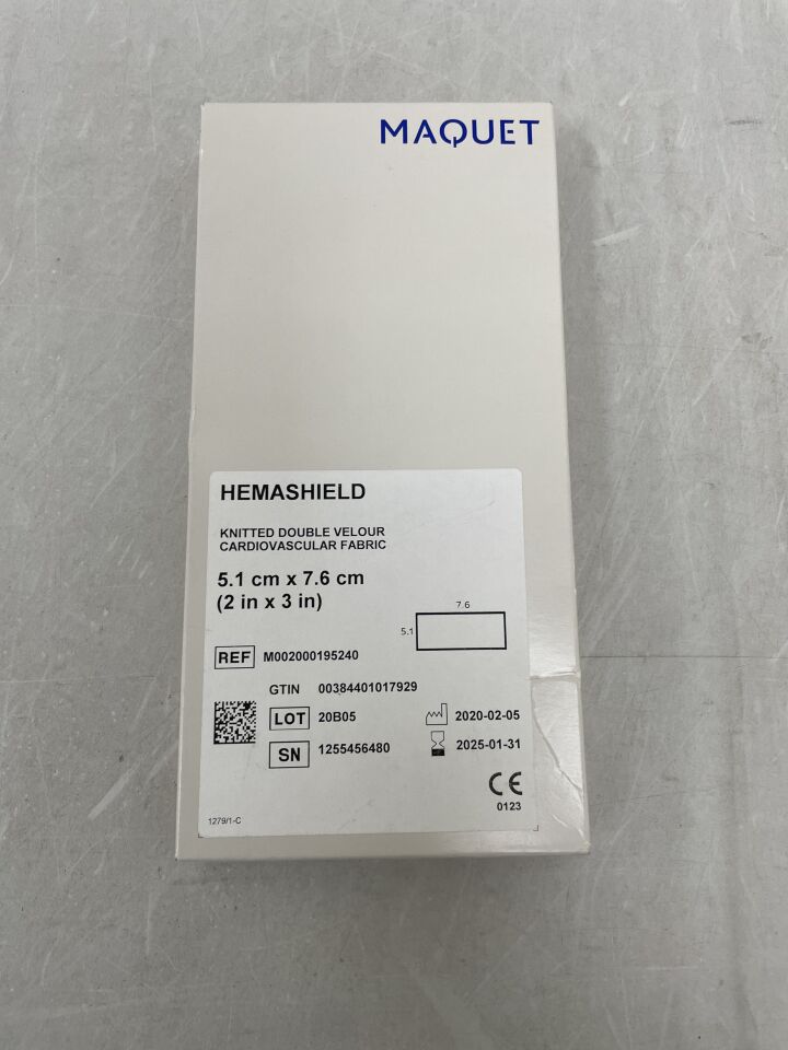 M002000195240 - MAQUET - Hemashield Knitted Double Velour Cardiovascular 2in x 3in, () - ( Expiry Date: )