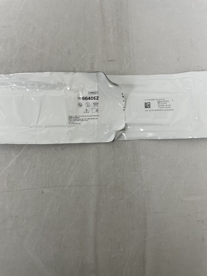 6640EZ - 3M - Campo de incisión antimicrobiano Ioban 2 de 35 cm x 35 cm, ( ) - ( Fecha de caducidad : 2 )