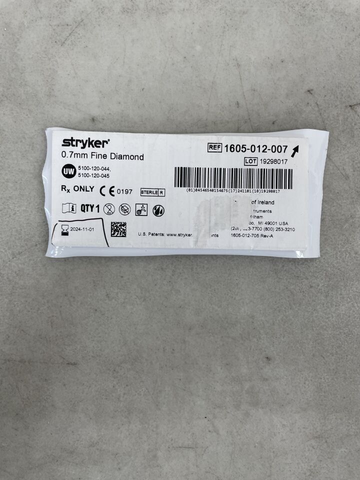 1605-012-007 - STRYKER - Round Diamond Bur 0.70mm, () - ( Expiry Date: )