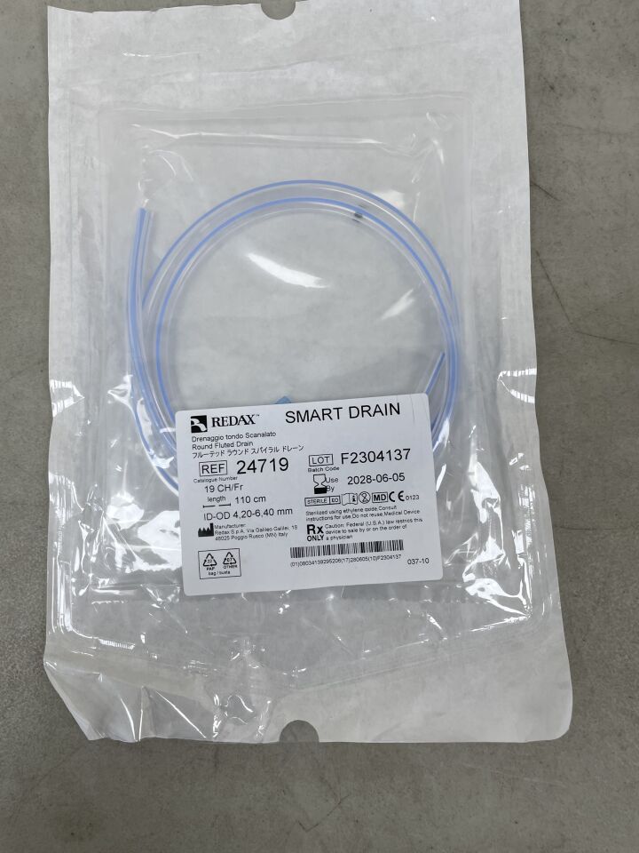 24719 - REDAX - Smart Drain, Round Fluted, 19F, 110cm , ( EA ) - ( Expiry Date : 2028-06-05 )