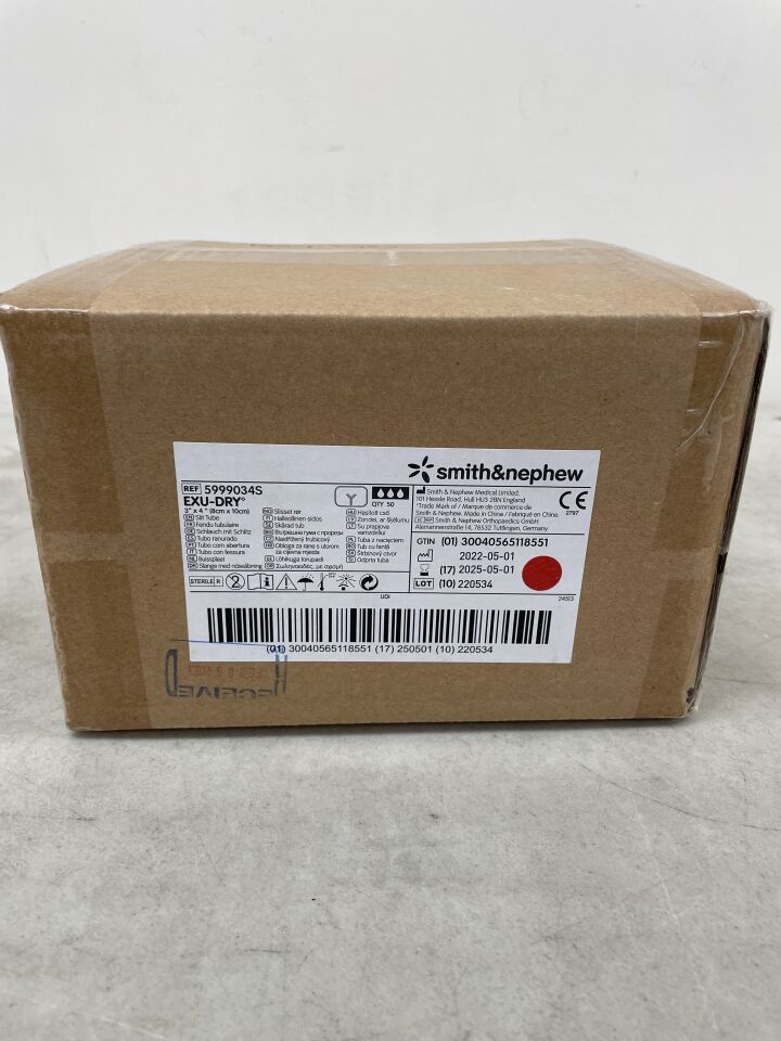 5999034S - SMITH & NEPHEW - Exu-Dry Dressing, Full Absorbency - 3 inch x 4 inch slit tube dressing, (BX/50) - ( Expiry Date: 2025-05-01 )