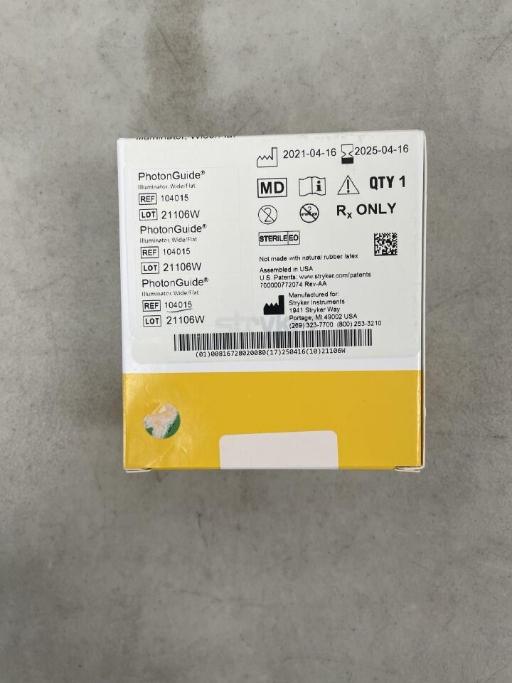 104015 - STRYKER - Invuity PhotonGuide Illuminator, Wide/Flat, (BX/1) - ( Expiry Date: 2025-04-16 )