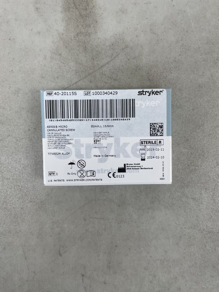 40-20115S - STRYKER - Asnis Micro Cannulated Screw, 2 x 15,6mm , (BX/1) - ( Expiry Date: 2024-02-10 )