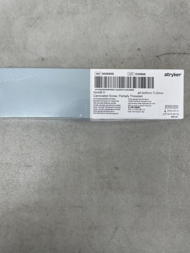 602695S - STRYKER - Asnis III Cannulated Screw, Partially Threaded, 6.5 x 95mm, (BX/1) - ( Expiry Date: 2024-05-31 )
