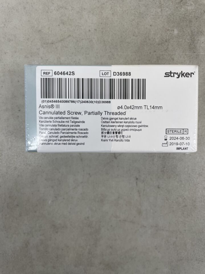 604642S - STRYKER - Asnis III Cannulated Screw Partially Threaded, 4 x 42mm, (BX/1) - ( Expiry Date: 2024-06-30 )