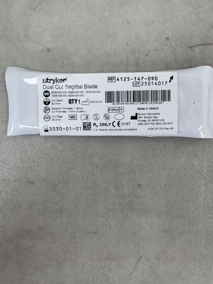 4125-147-090 - STRYKER - Dual Cut Bone Saw Blade, 1.47 mm Cut Thickness, 1.37 mm Ma , ( EA ) - ( Expiry Date : 2030-01-01 )