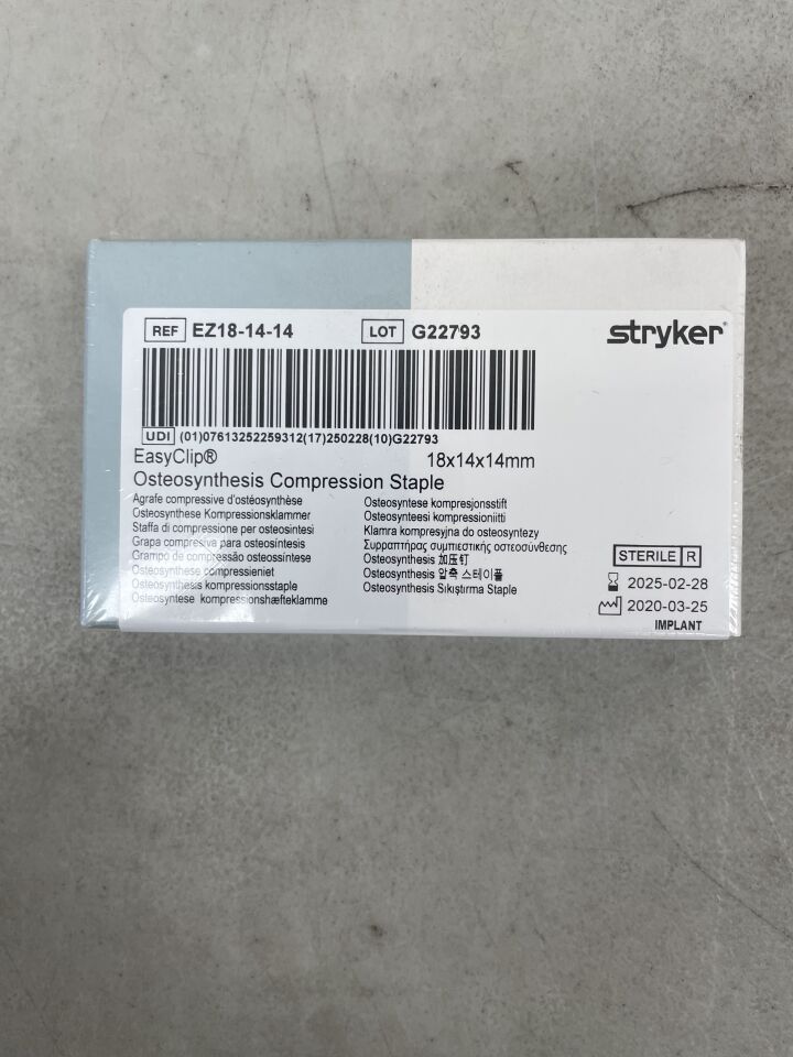 EZ18-14-14 - STRYKER - EasyClip Osteosynthesis Compression Staple, 18 x 14 x 14mm, (BX/1) - ( Expiry Date: 2025-02-28 )