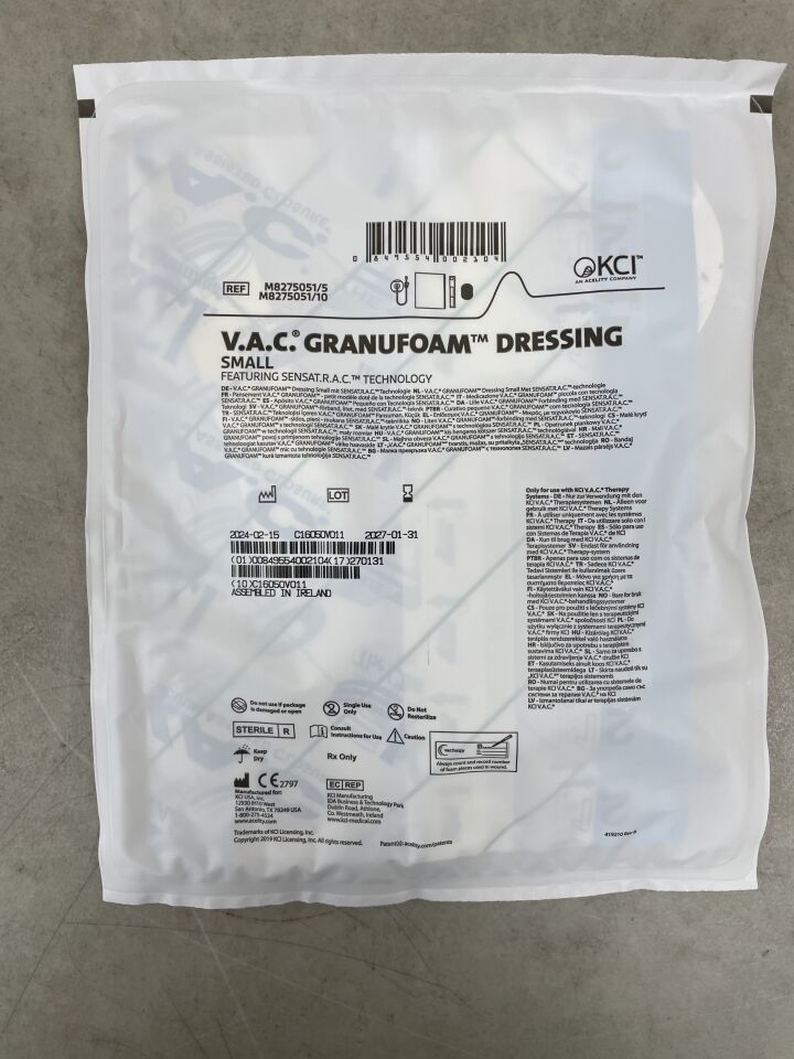 M8275051 - KCI - V.A.C. GranuFoam Small Dressing Kit, SensaT.R.A.C , ( EA ) - ( Expiry Date : 2027-01-31 )