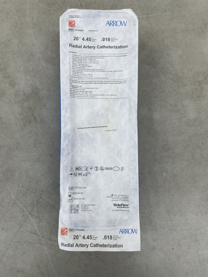 AK-04020 - TELEFLEX - Arrow 橈動脈插管套件 20G x 4.45cm,(EA)-(有效期限至:2026-04-30)